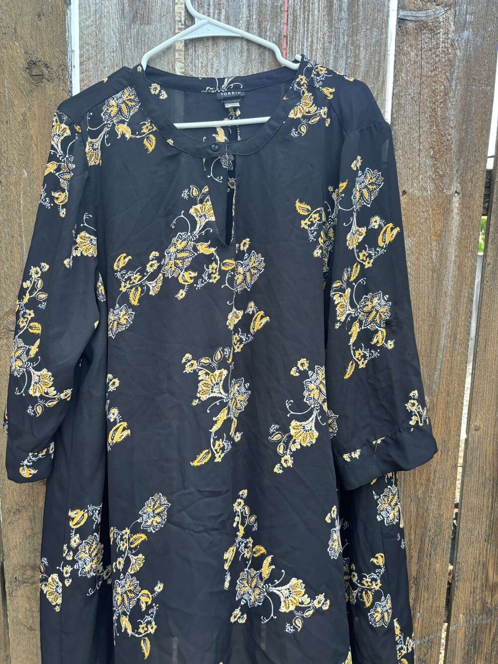Torrid 3 Black Floral Blouse Tunic 3xl